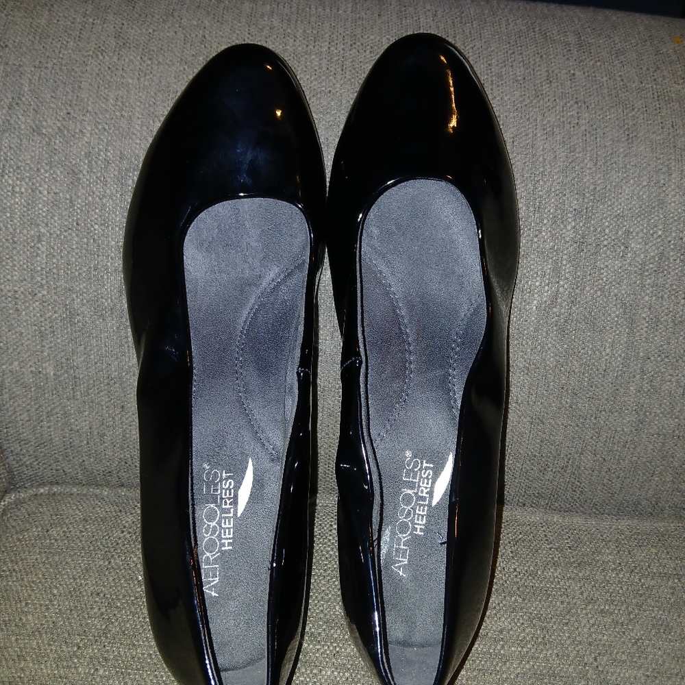 Elegant Black Aerosoles Women's Heels. Size 8.5 - Picture 12 of 16